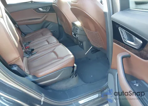 2018 Audi Q7 3.0T Premium z USA, uszkodzony, nr VIN WA1VAAF77JD032140